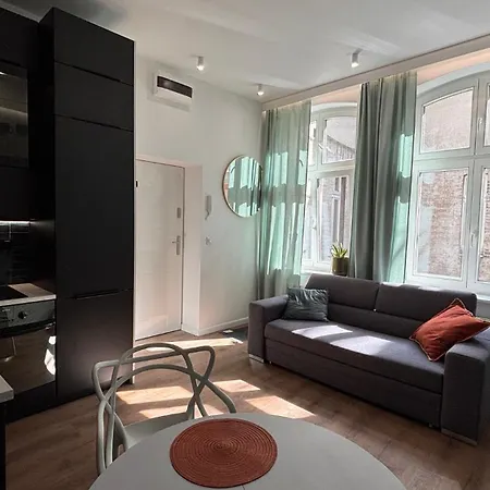 Dyrekcyjna 10 Center *